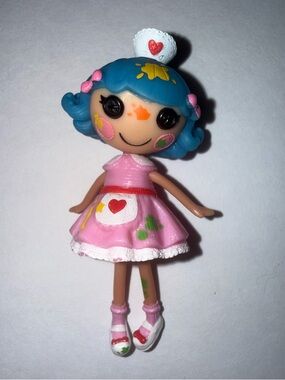 Lalaloopsy Mini Doll Rosy Bumps 'N' Bruises 3”